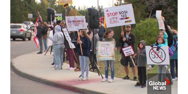 Duelling protests held in Edmonton over sexual orientation, gender identity policies in schools