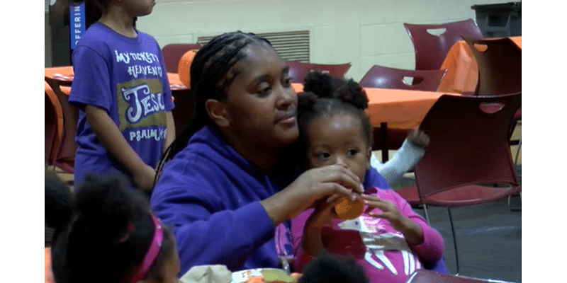 ‘People need hope’; Vermilion Co. church offers meal and clothes