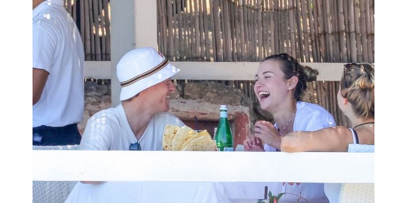 ‘Let That Boy Live!’ – Tennis Fans Buzz Over Explosive Rumor on Jannik Sinner and Anna Kalinskaya’s Lovely Relationship