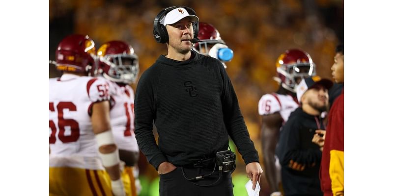 USC put on probation, fined for violating coaching rules