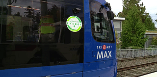 Person struck, killed by TriMet MAX train in NE Portland