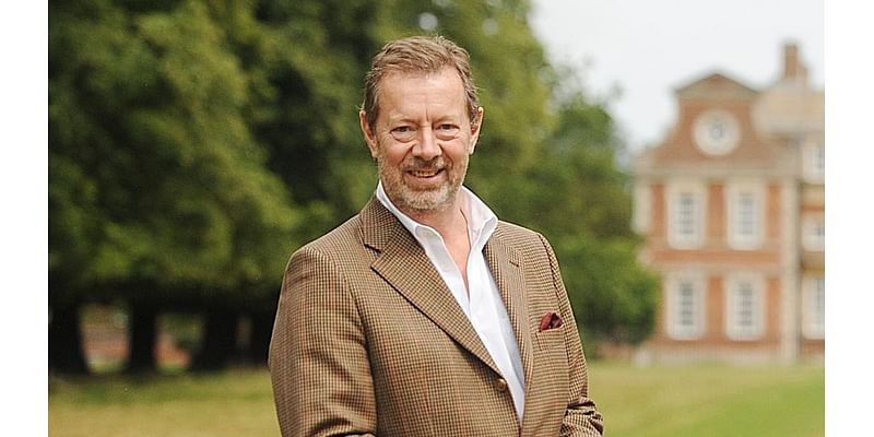 Aristocrat loses bid to erect barbed wire fence around a common close to his 17th century estate