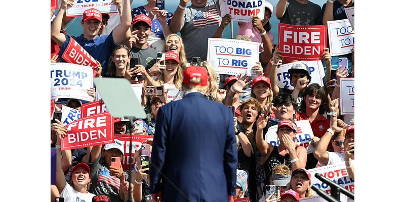 How to Watch: Donald Trump Rally With Brett Favre in Green Bay