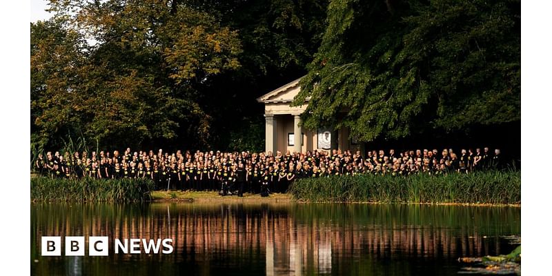 Rock Choir films video at Princess Diana's Althorp family home