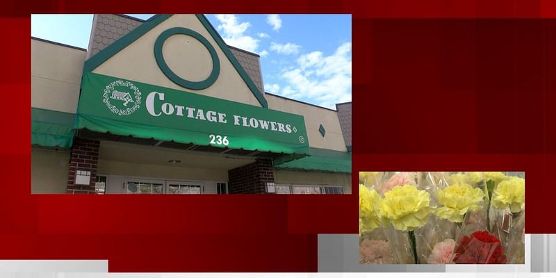 Cottage Flowers, Inc. ‘petals it forward’ in downtown Fort Wayne Wednesday