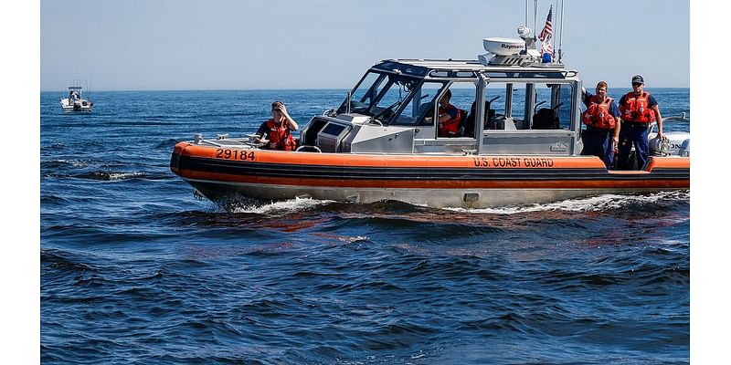 Search for Lake Michigan missing boaters resumes