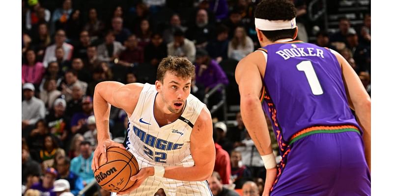 Wagner scores 32 points, Black adds 20 as Magic beat shorthanded Suns 109-99