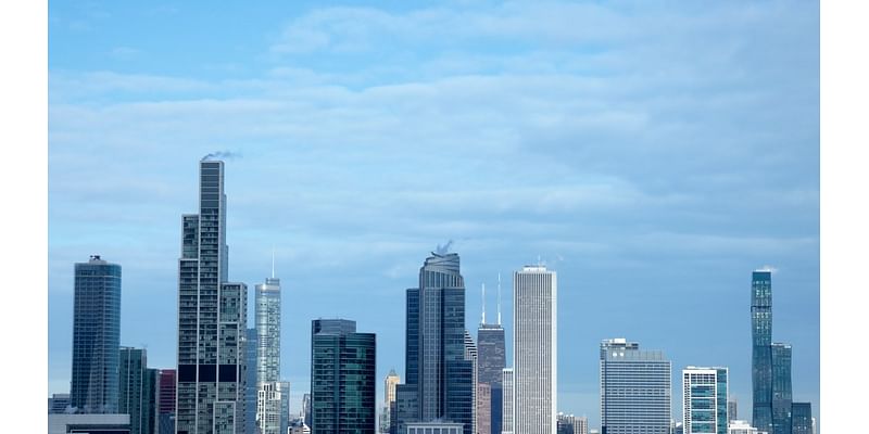 Pleasant temps, breezy conditions in Chicago forecast Sunday