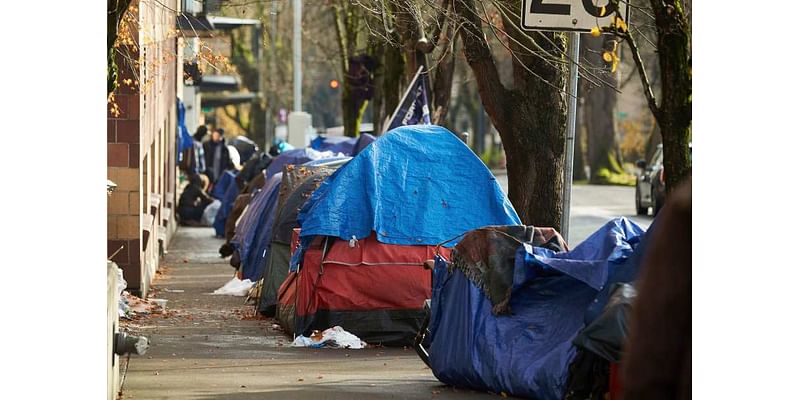 Multnomah County to resume distribution of tent, tarps as winter approaches