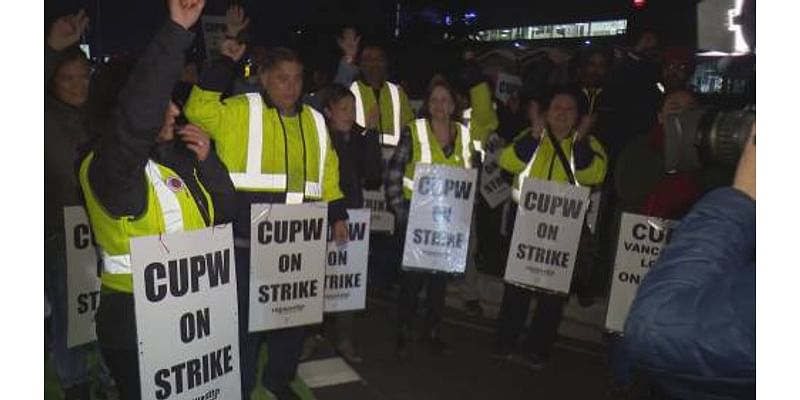 Canada Post workers on strike