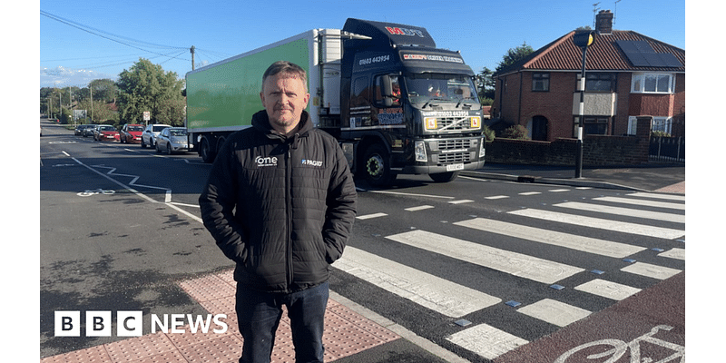 Heartsease roundabout in Norwich blamed for 'flooding' at garage