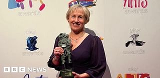 Birmingham nurse wins unsung hero award for singing to children