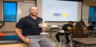 UTEP Faculty Member’s Commitment to Mentorship Earns Him Outstanding Teaching Award