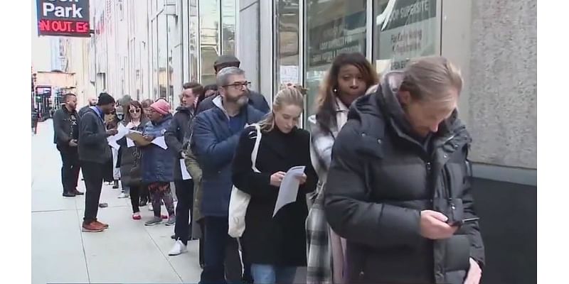 Chicagoans flock to polls on last day of early voting