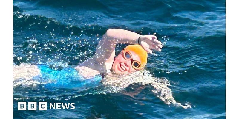 Teen Channel swimmer faced mental, food and tidal battles in sea