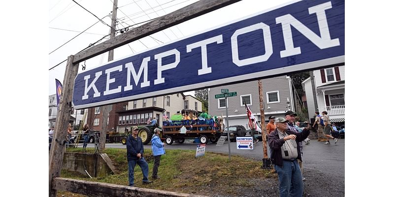 Kempton marks milestone with parade, celebration