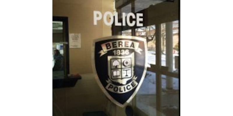 Rogue woman arrested after crash; police find suspected meth in cupholder: Berea police blotter