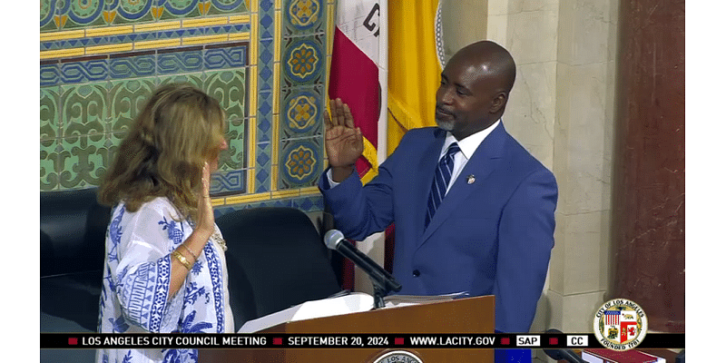 Marqueece Harris-Dawson swears in as LA City Council President