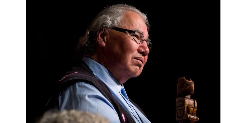 'The best that we can be': Indigenous judge and TRC chair Murray Sinclair dies at 73