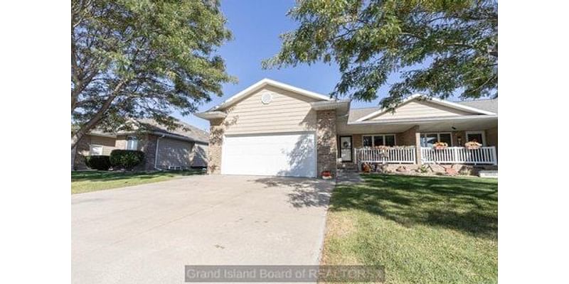 3 Bedroom Home in Grand Island - $340,000