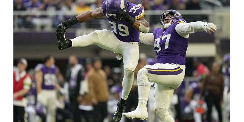 Vikings aim for 3rd straight season sweep of Bears, who have lost 12 division games in a row