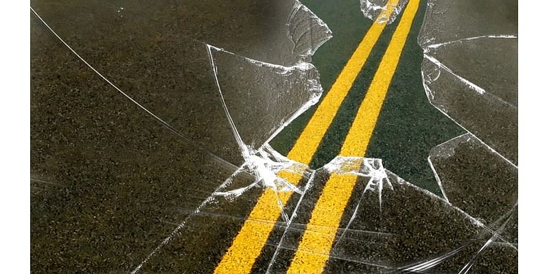 One is injured after crash in Daviess County