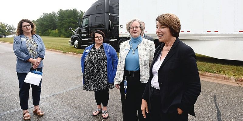 Democrat Amy Klobuchar of Minnesota wins 4th Senate term, defeating GOP ex-NBA player Royce White - Austin Daily Herald