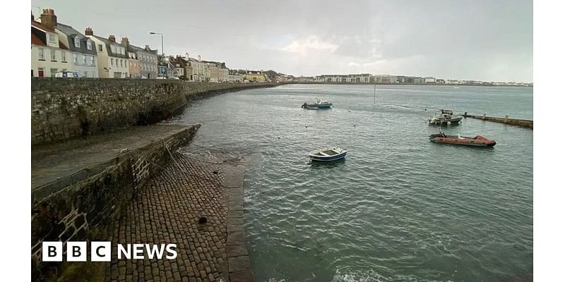 Guernsey sea defences to be assessed for repair works