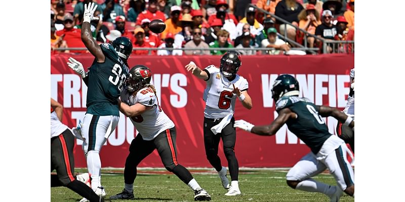 Baker Mayfield throws for 347 yards and accounts for 3 TDs to lead Buccaneers over Eagles, 33-16