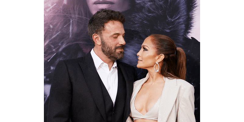 Jennifer Lopez ditches Ben necklace for one with her own name amid Affleck divorce rumors