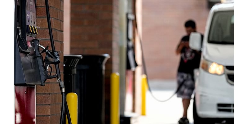 White House touts lower Thanksgiving gas prices, but does Biden deserve the credit?