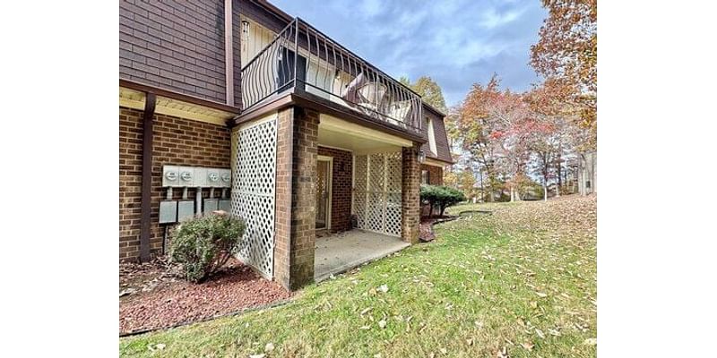 2 Bedroom Home in Roanoke - $235,000