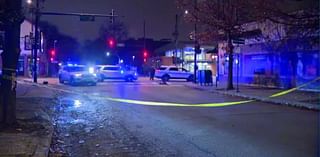 Car crashes into Chicago police car as officers respond to burglary in Lincoln Park