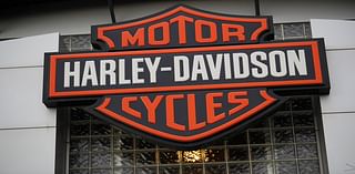 Evansville Harley Davidson holds Pink Ribbon Bike Night