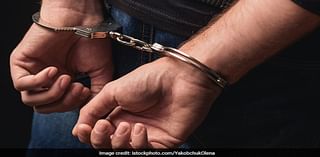 Delhi Man "Hypnotised", Cheated Of Rs 98,000, 4 Arrested