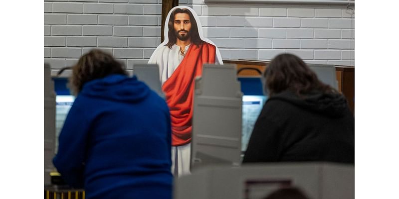 AP VoteCast shows Trump boosted his level of support among Catholic voters