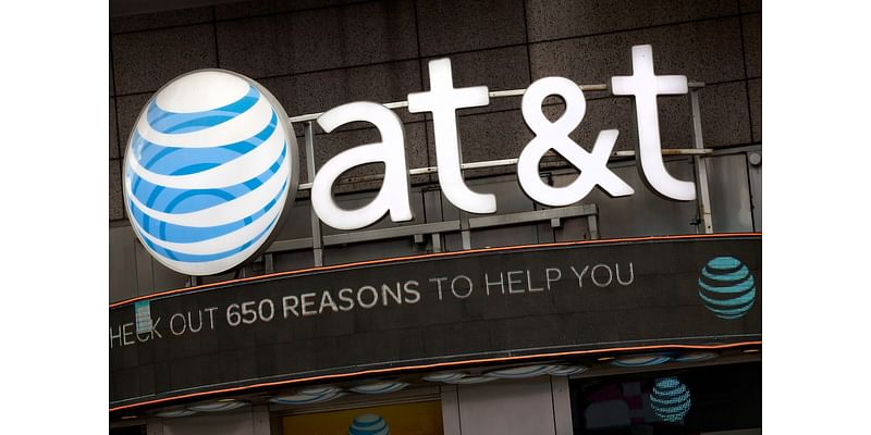 AT&T offers $10K to help catch copper bandits, inmate escapes county courthouse and other Texas news