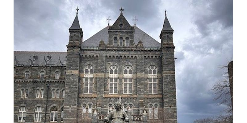 Milk and cookies provided to Georgetown students anxious about election, report says