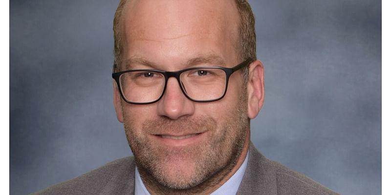 Fort Zumwalt School District hires Henry St. Pierre as its next superintendent