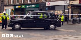 Three people in hospital after taxi hits pedestrians in Glasgow