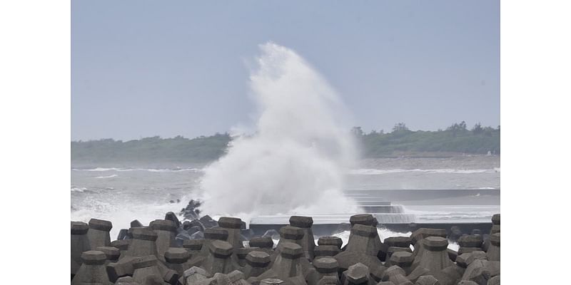 Taiwan shuts schools and offices ahead a direct hit from powerful typhoon