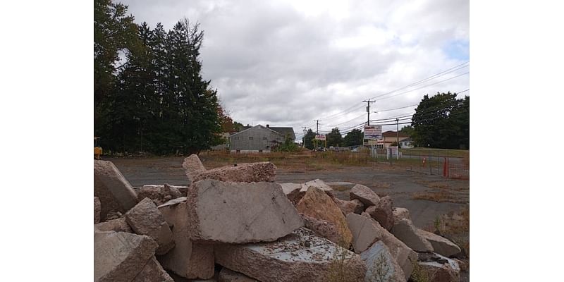 With Snafu Solved, Demo Work To Resume At Parcels In Vernon