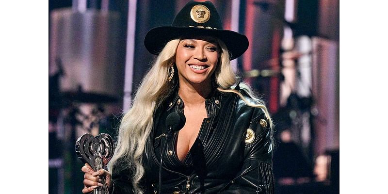 Beyoncé to Perform Halftime Show During Houston Texans and Baltimore Ravens Christmas Day Game