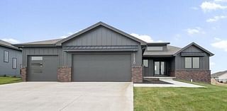 4 Bedroom Home in Papillion - $699,500