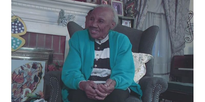 94-year-old woman speaks out after man dressed as woman attempts to steal her purse