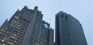 AT&T moves workers to downtown St. Louis from Earth City