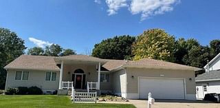 5 Bedroom Home in Grand Island - $365,000