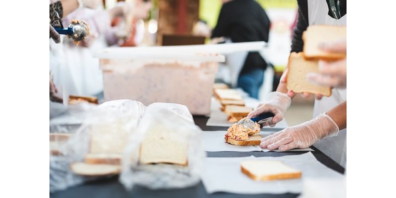 3rd Annual National Sandwich Day to make food for 8K in Greenville