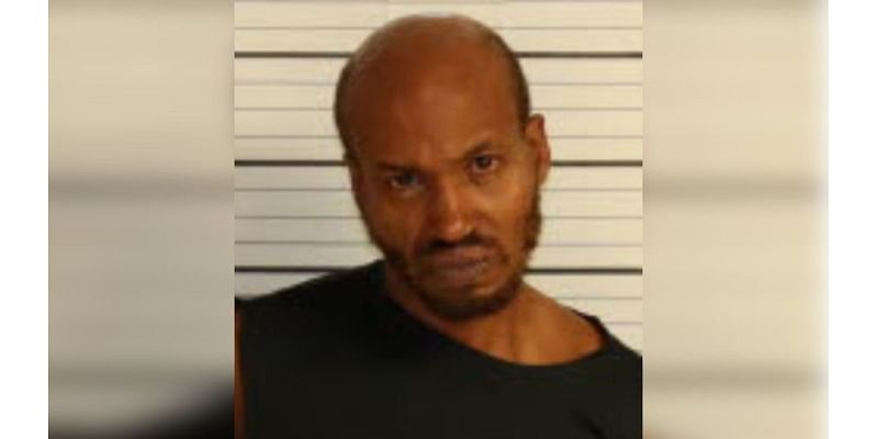 Man facing 3 counts of attempted murder released without bond