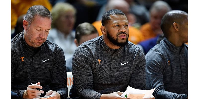 Vols coach Rod Clark previews Tennessee basketball at Louisville